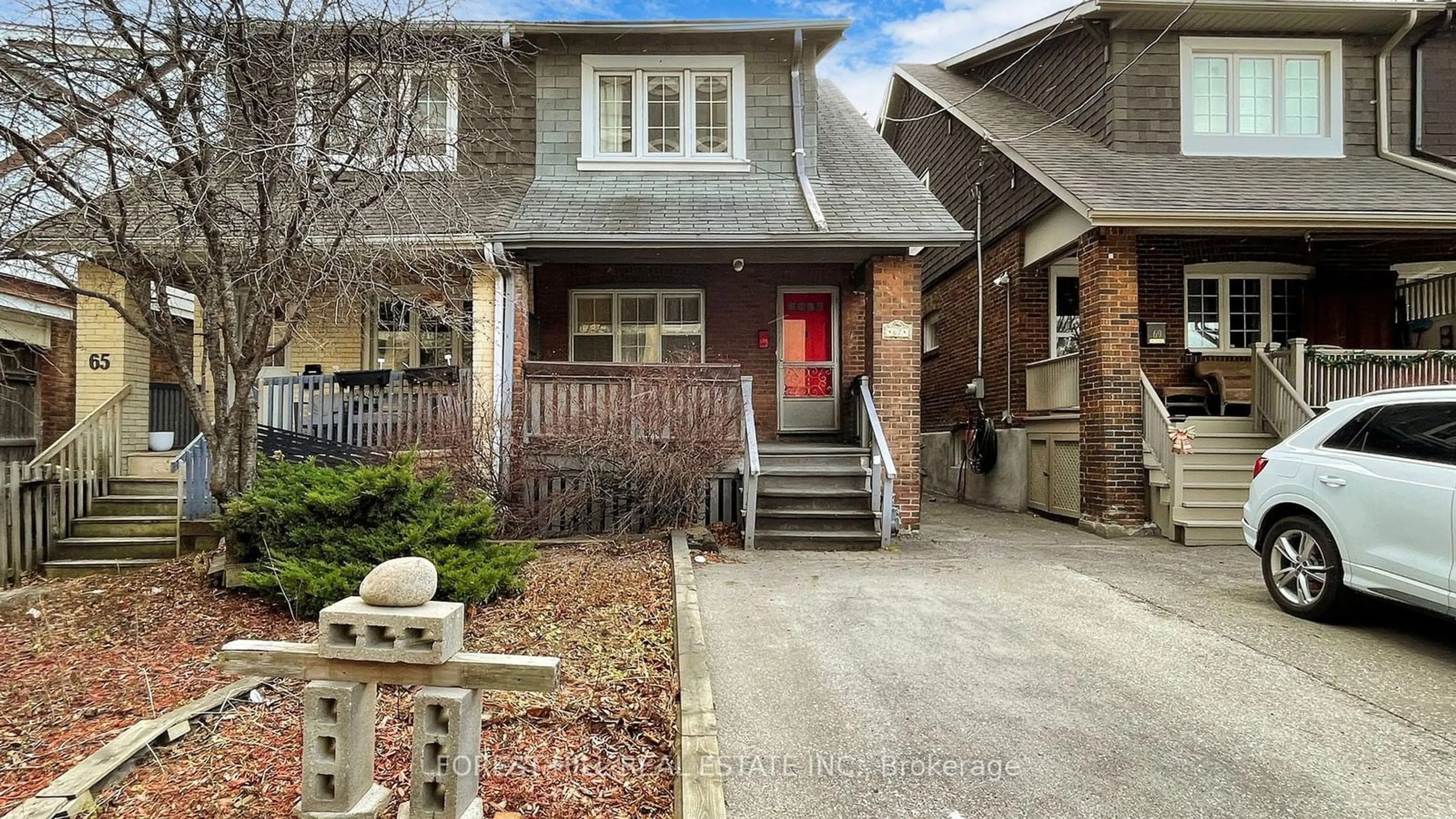 Home with brick exterior material, street for 67 Berwick Ave, Toronto Ontario M5P 1G9