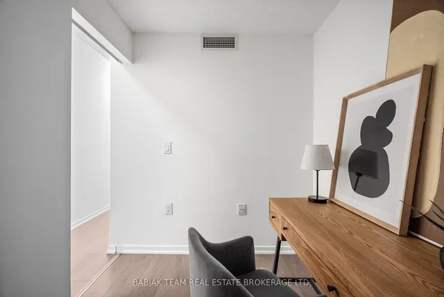 Additional image 7 of 36 Lisgar St Unit 607W