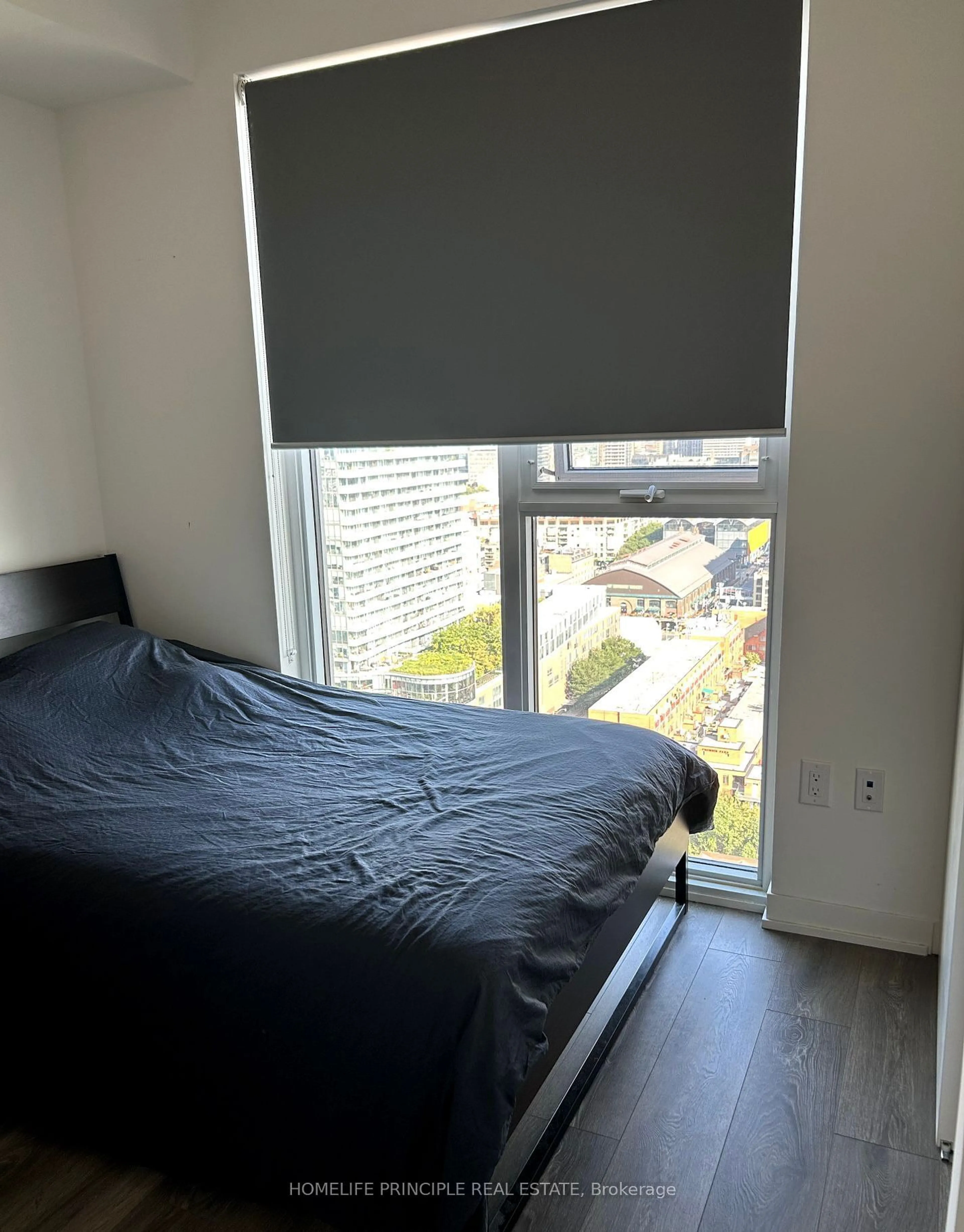 A pic of a room for 20 Richardson St #2109, Toronto Ontario M5A 0S6