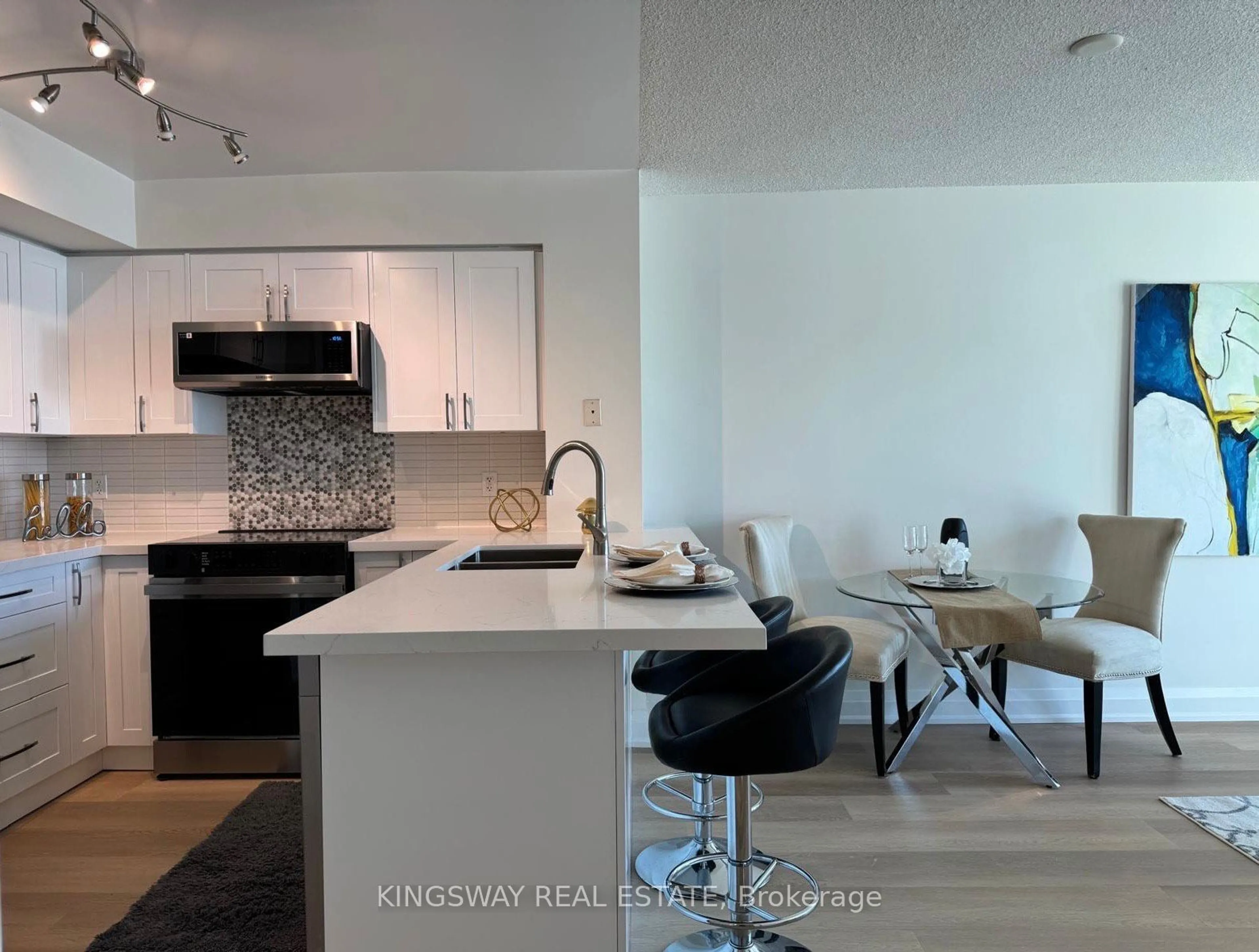 Open concept kitchen, unknown for 51 Lower Simcoe St #1811, Toronto Ontario M5J 3A2