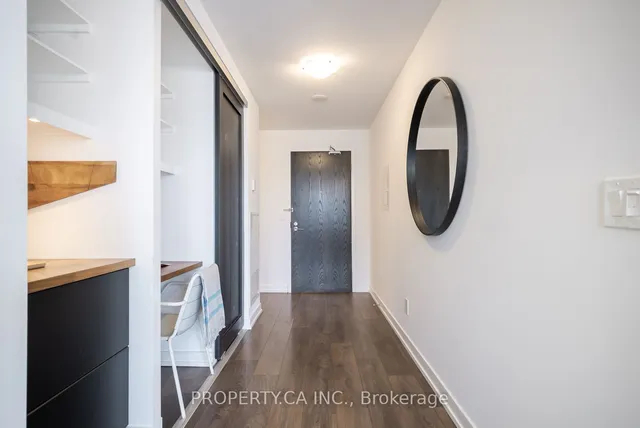 Additional property image - 297 College St Unit 1602