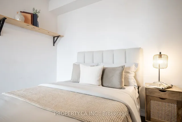 Additional property image - 297 College St Unit 1602