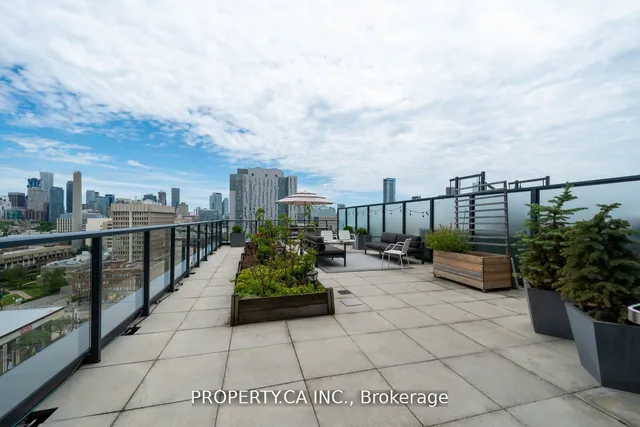 Additional property image - 297 College St Unit 1602