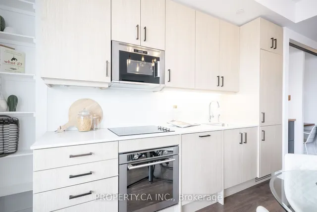 Additional property image - 297 College St Unit 1602
