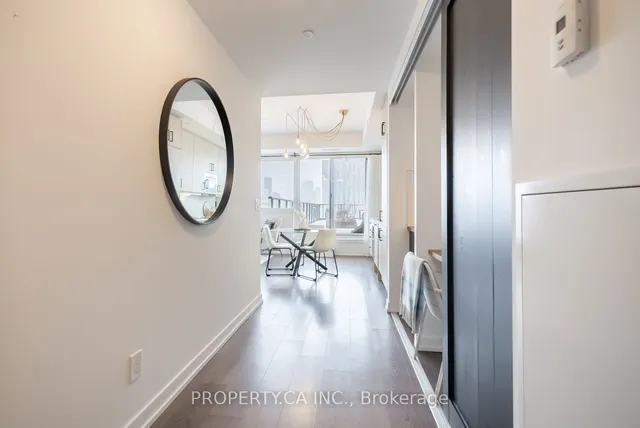 Additional property image - 297 College St Unit 1602
