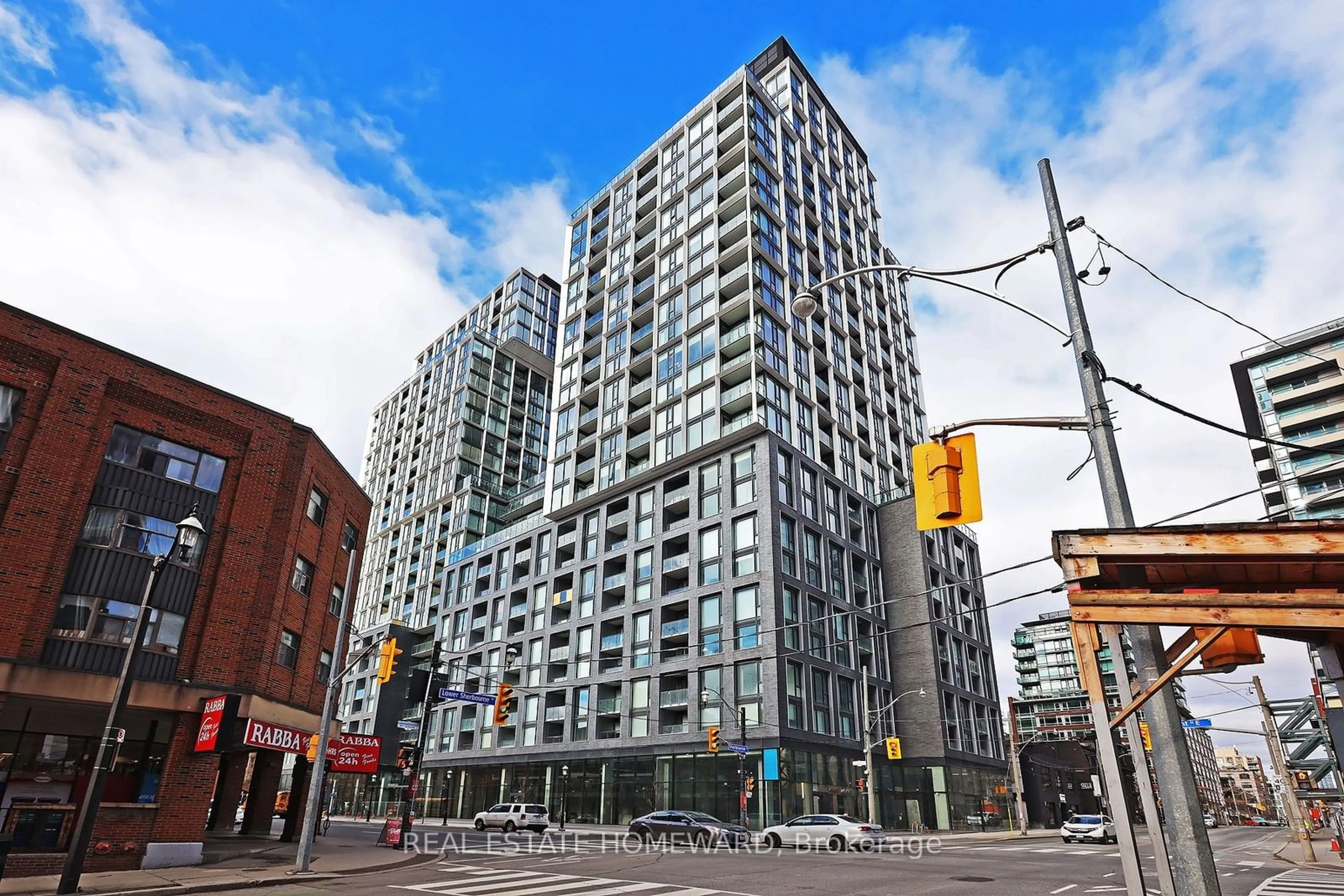 Patio, building for 158 Front St #706, Toronto Ontario M5A 1E5