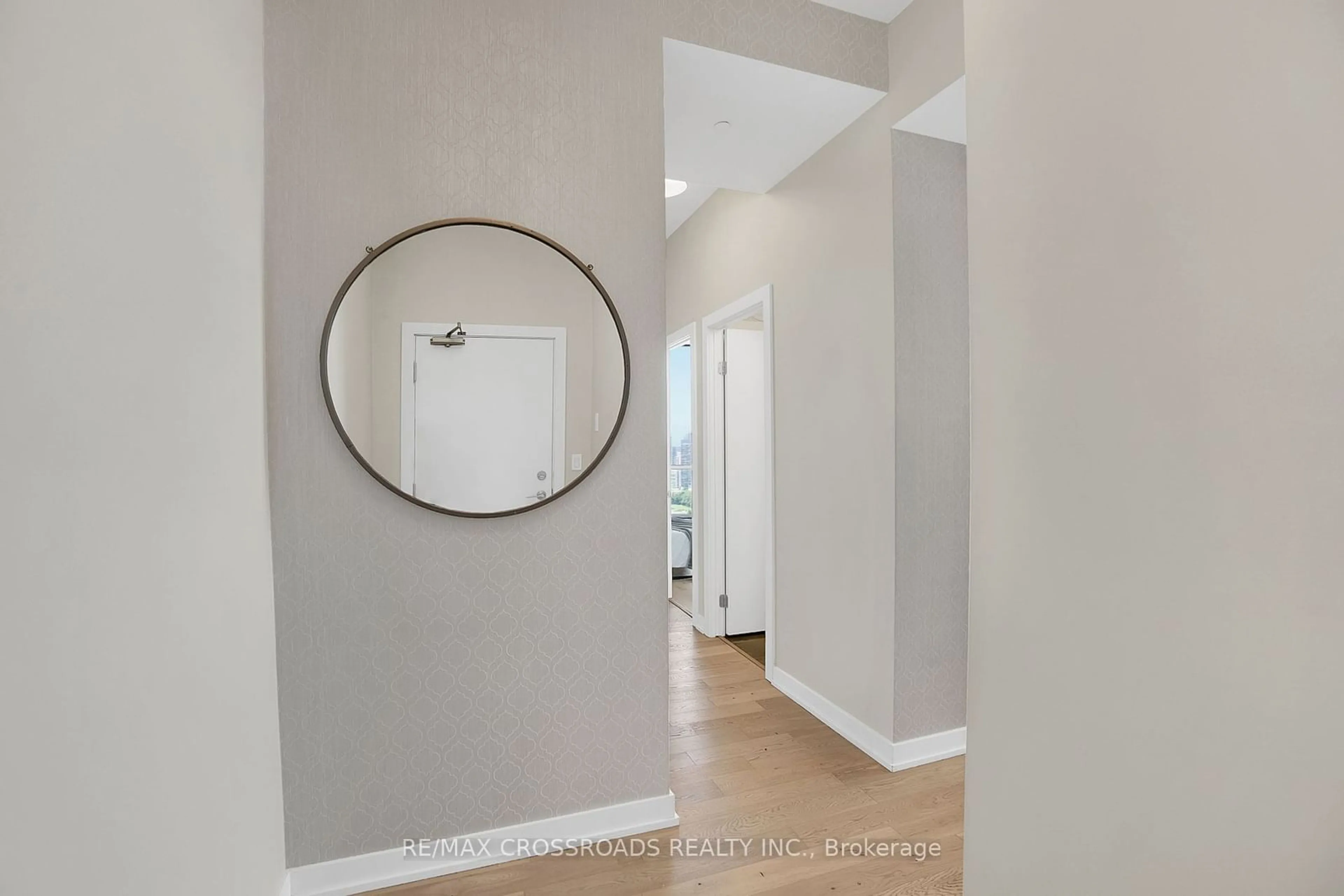 Indoor entryway for 20 Bruyeres Mews #3002, Toronto Ontario M5V 0G8