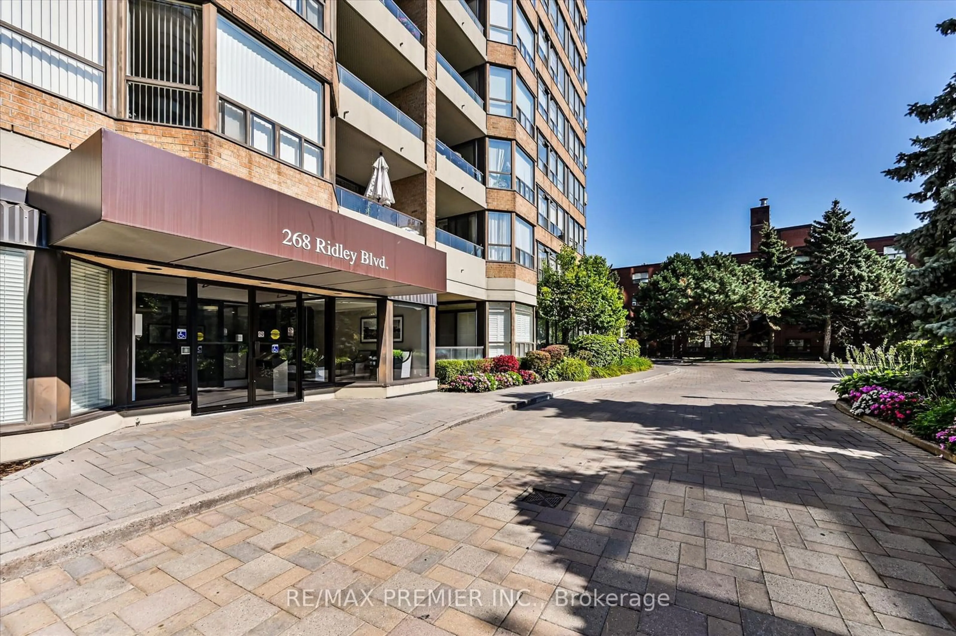 Unknown for 268 Ridley Blvd #1711, Toronto Ontario M5M 4N3