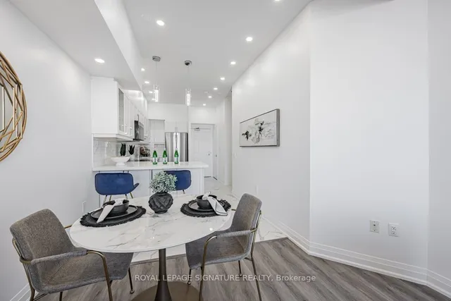 Additional property image - 284 Bloor St Unit 1005