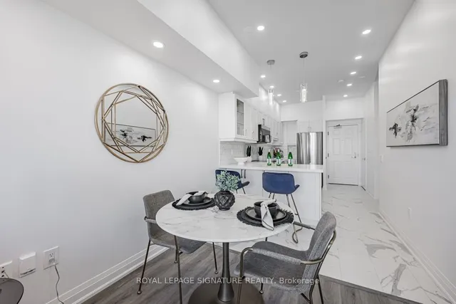 Additional property image - 284 Bloor St Unit 1005
