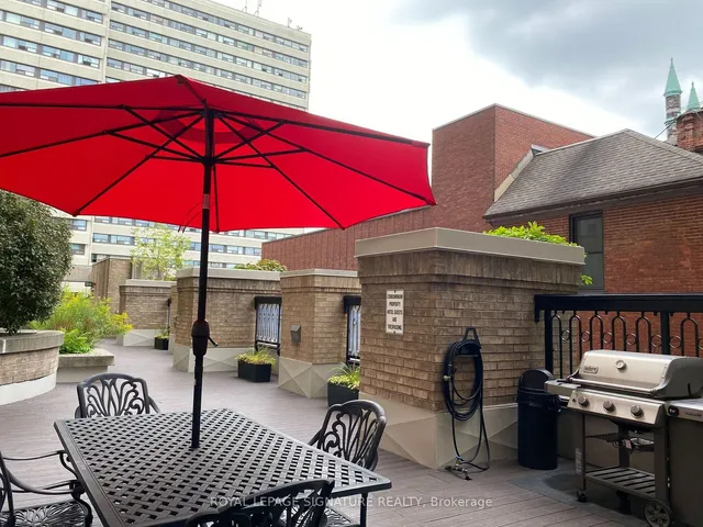 Additional property image - 284 Bloor St Unit 1005