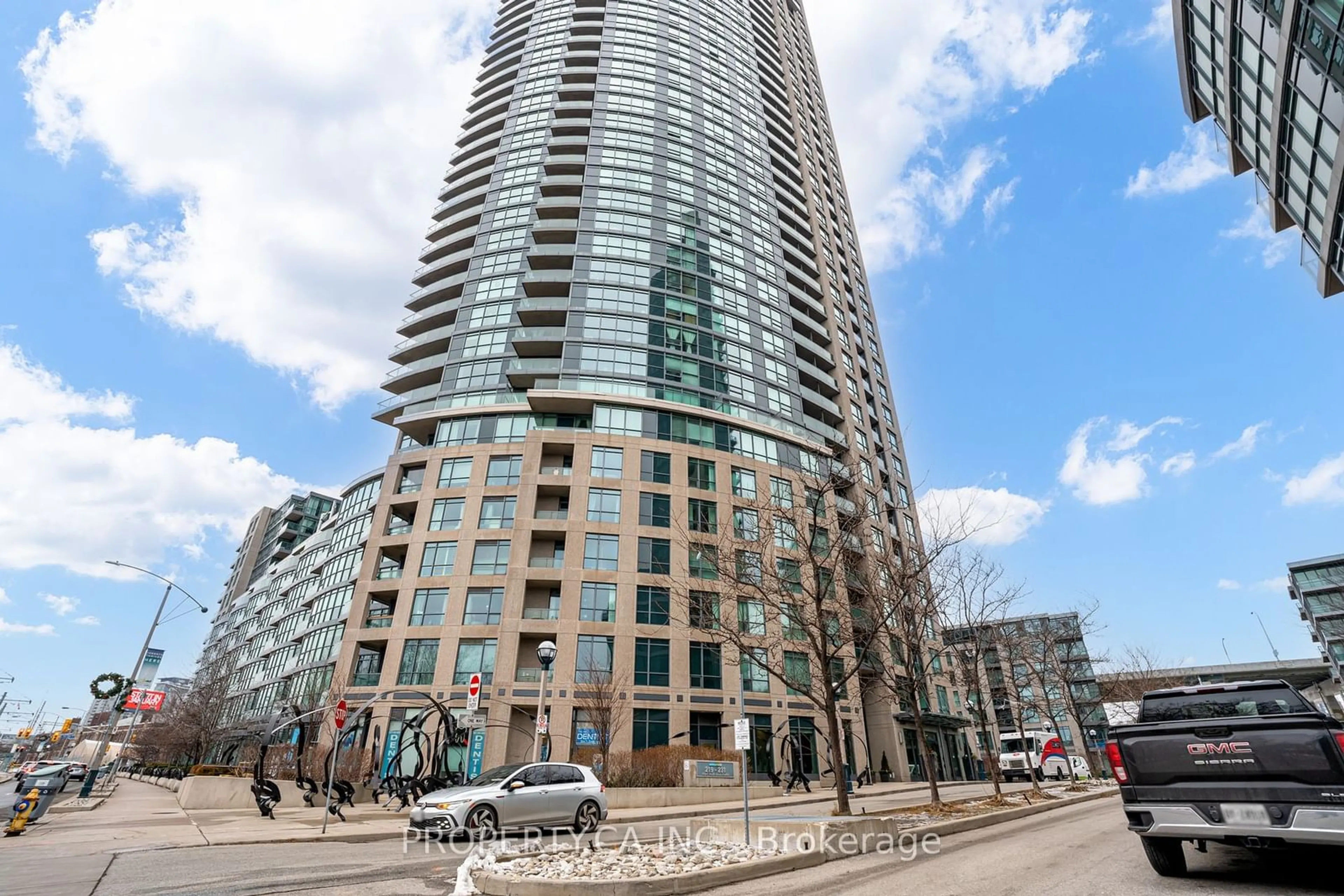 Unknown for 219 Fort York Blvd #1204, Toronto Ontario M5V 1B1