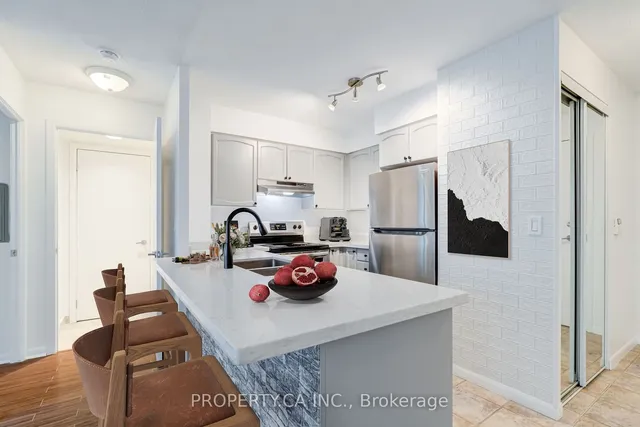 Additional property image - 219 Fort York Blvd Unit 1204