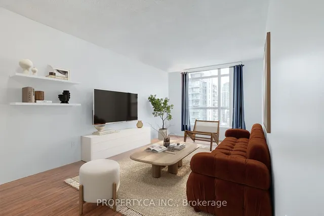 Additional property image - 219 Fort York Blvd Unit 1204