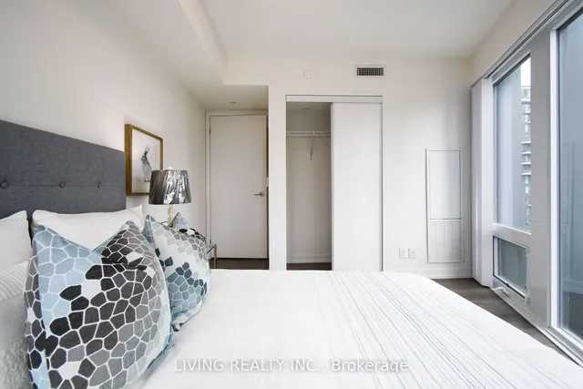 Additional property image - 60 Shuter St Unit 2506