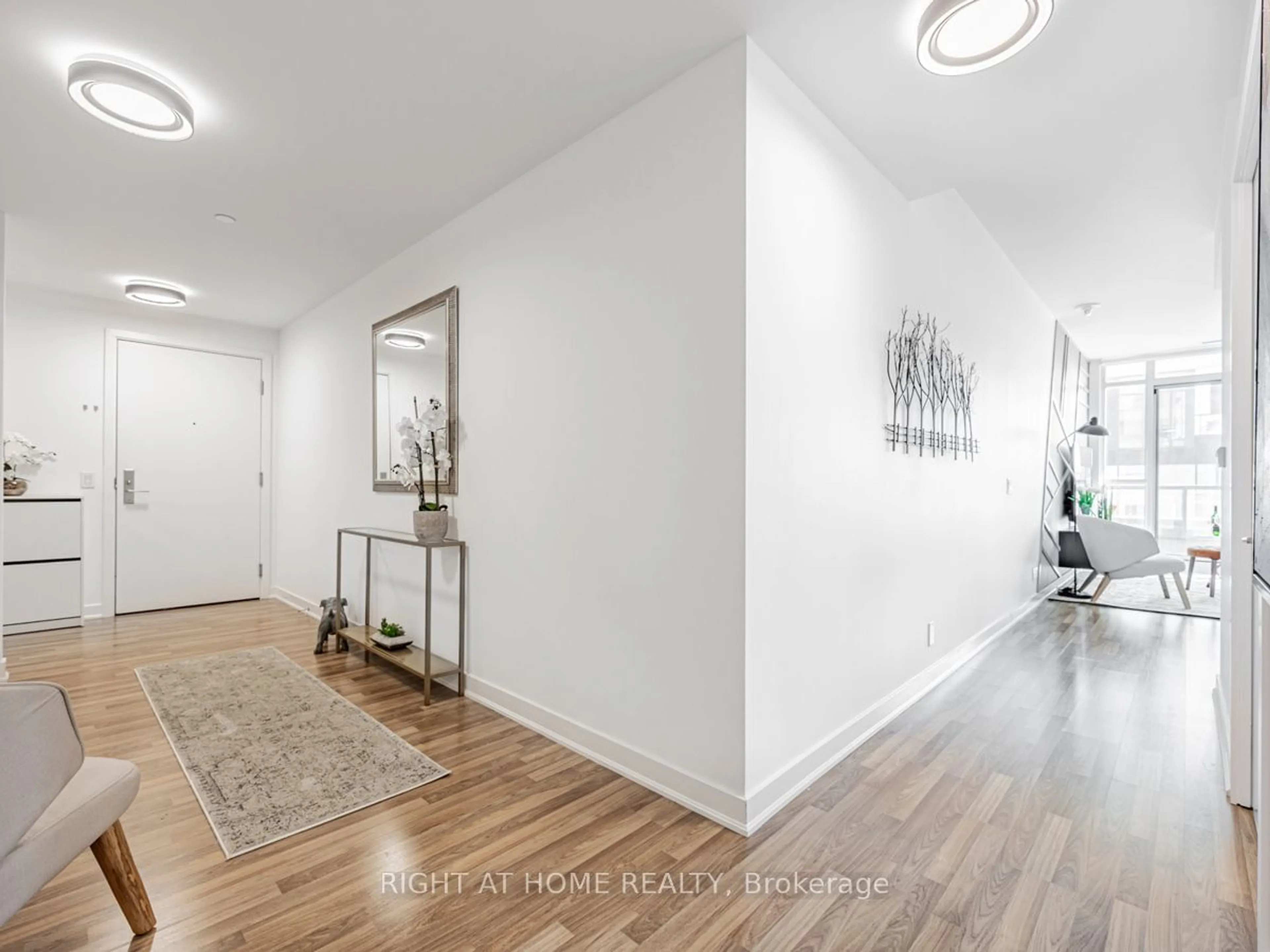 Indoor entryway for 120 Parliament St #413, Toronto Ontario M5A 0N6