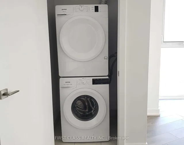 Additional property image - 159 Wellesley St Unit 2710