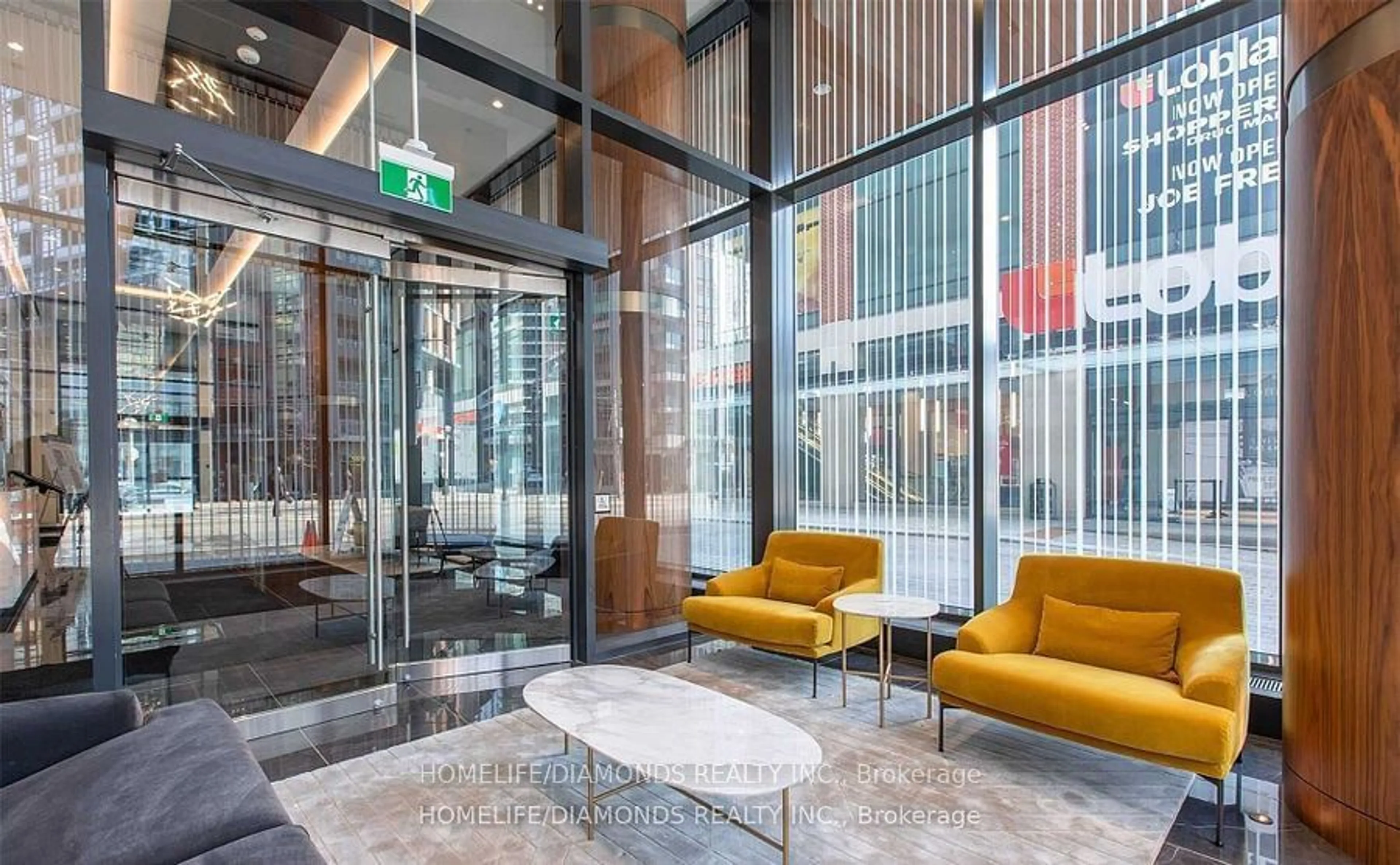 Lobby for 19 BATHURST St #816, Toronto Ontario M6A 2E1