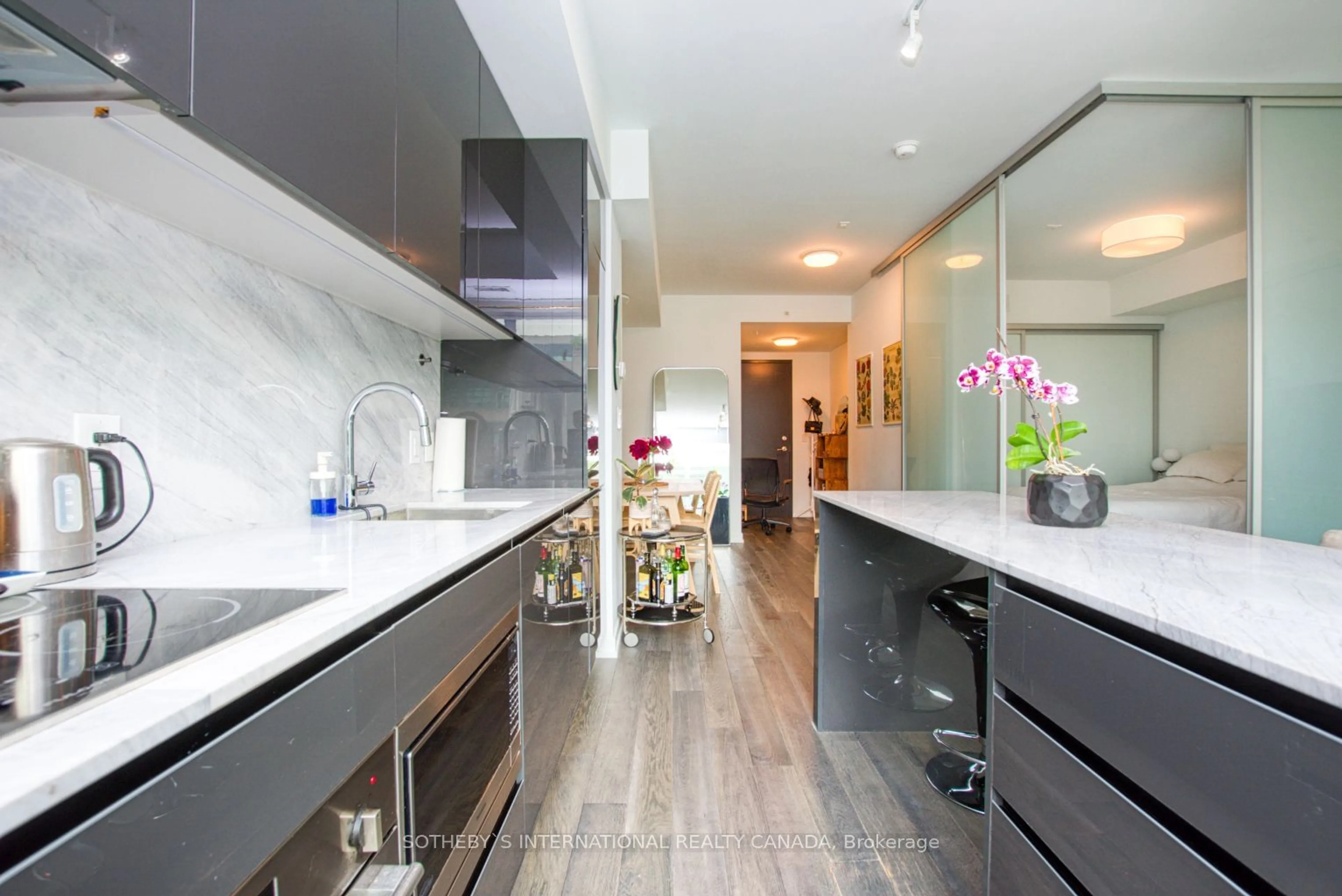 Contemporary kitchen, ceramic/tile floor for 377 Madison Ave #504, Toronto Ontario M4V 3E1