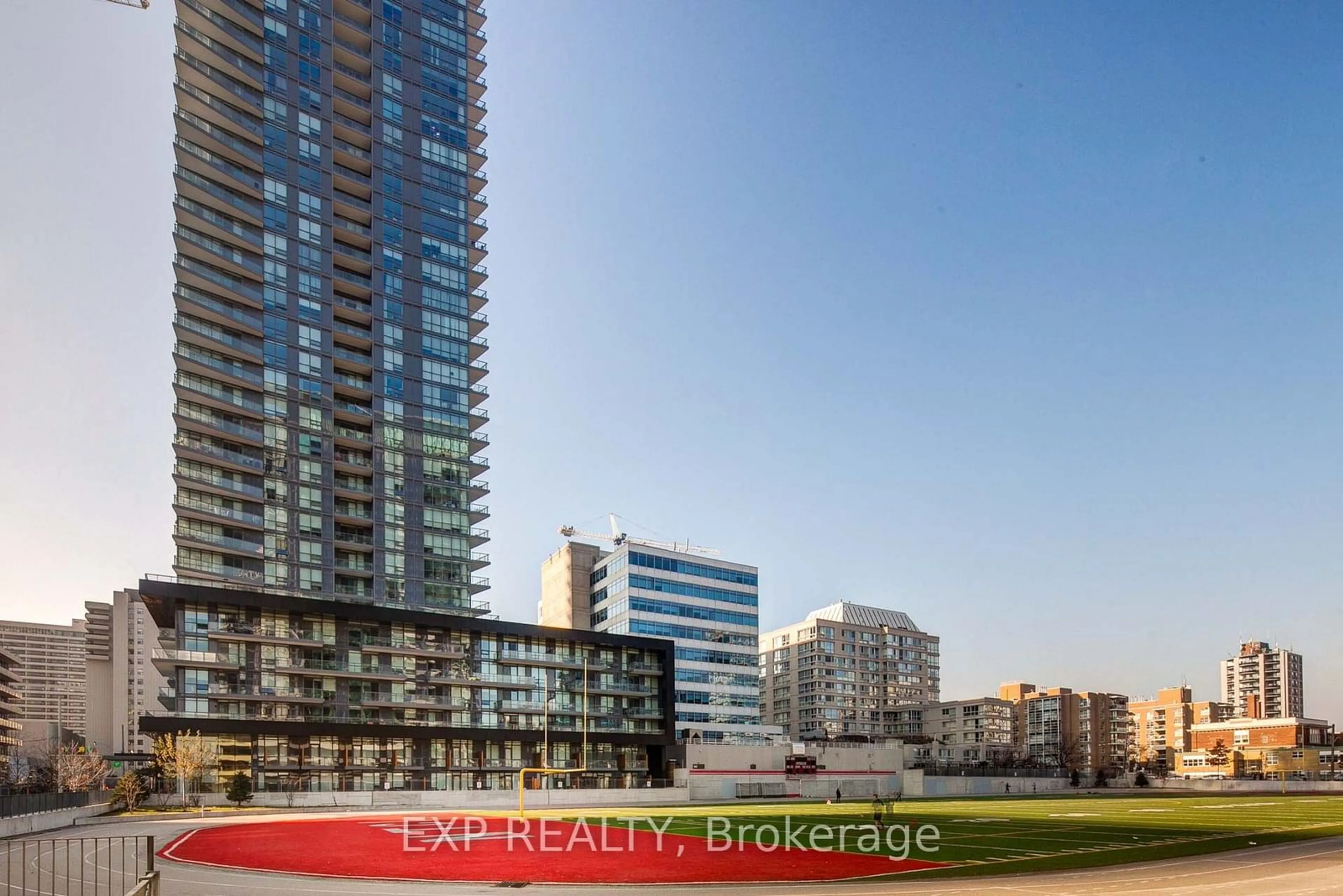 Unknown for 30 Roehampton Ave #2002, Toronto Ontario M4P 0B9