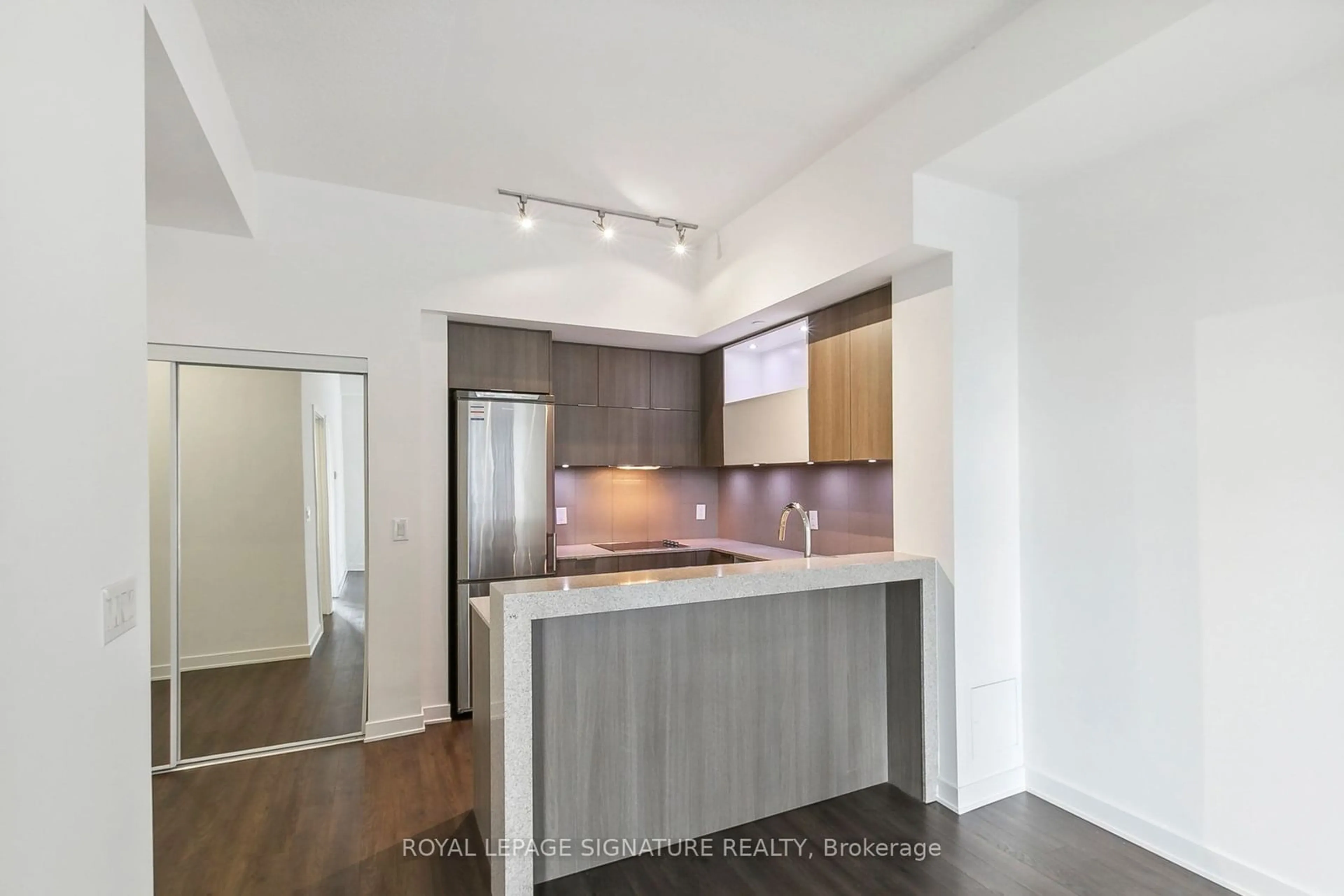 Open concept kitchen, unknown for 170 Sumach St #401, Toronto Ontario M5A 0C3