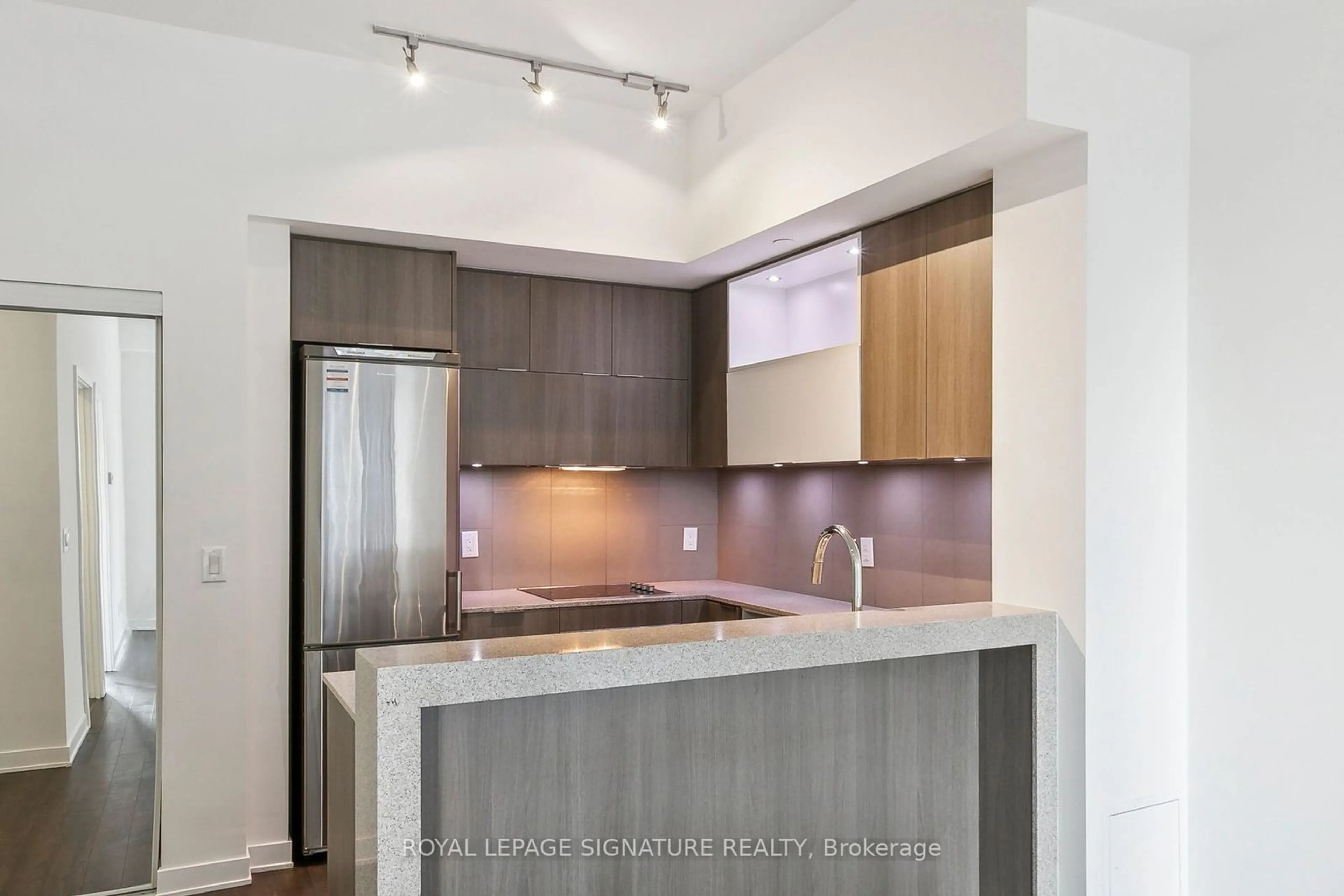 Open concept kitchen, unknown for 170 Sumach St #401, Toronto Ontario M5A 0C3