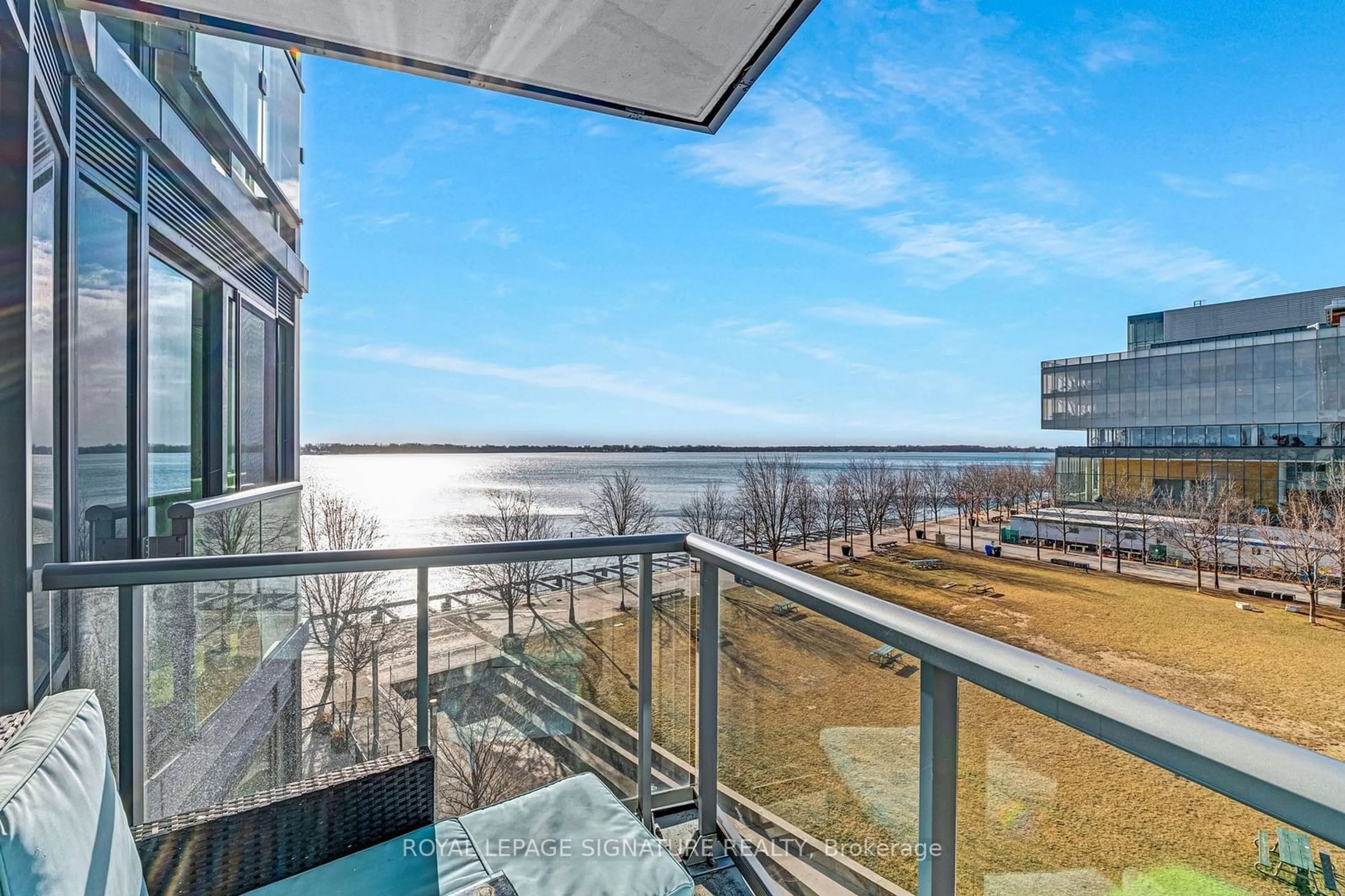 Balcony in the apartment, water/lake/river/ocean view for 55 Merchants' Wharf #428, Toronto Ontario M5A 0P2