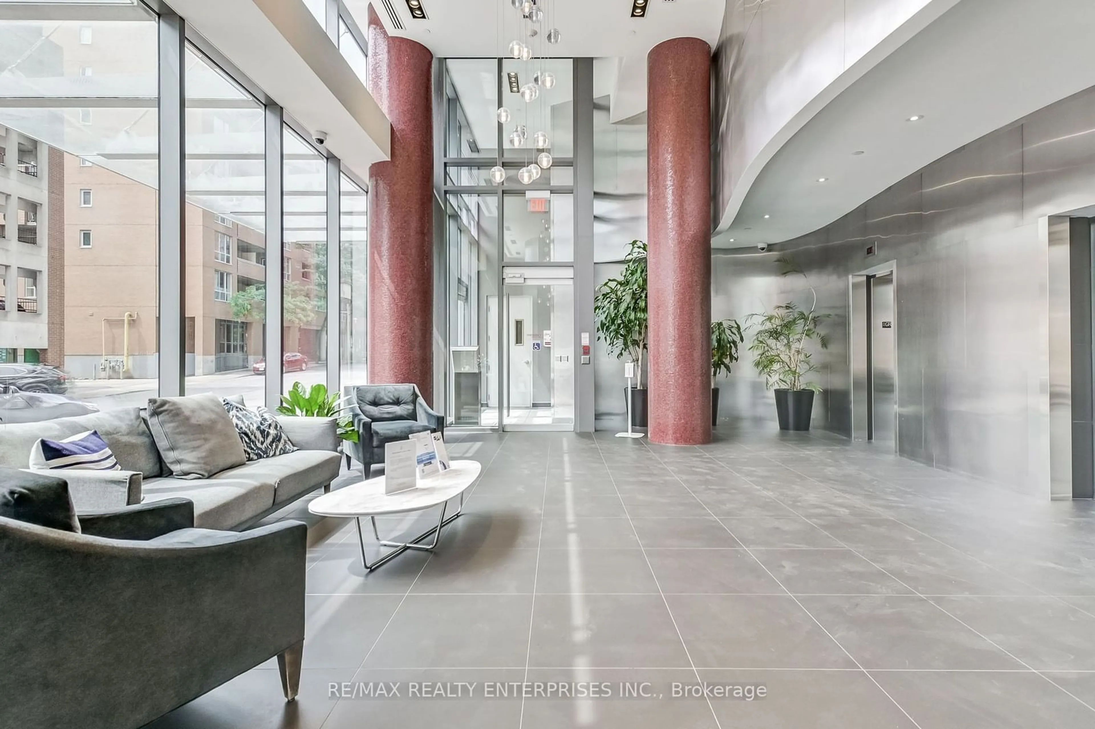 Lobby for 1 Market St #1413, Toronto Ontario M5E 0A2