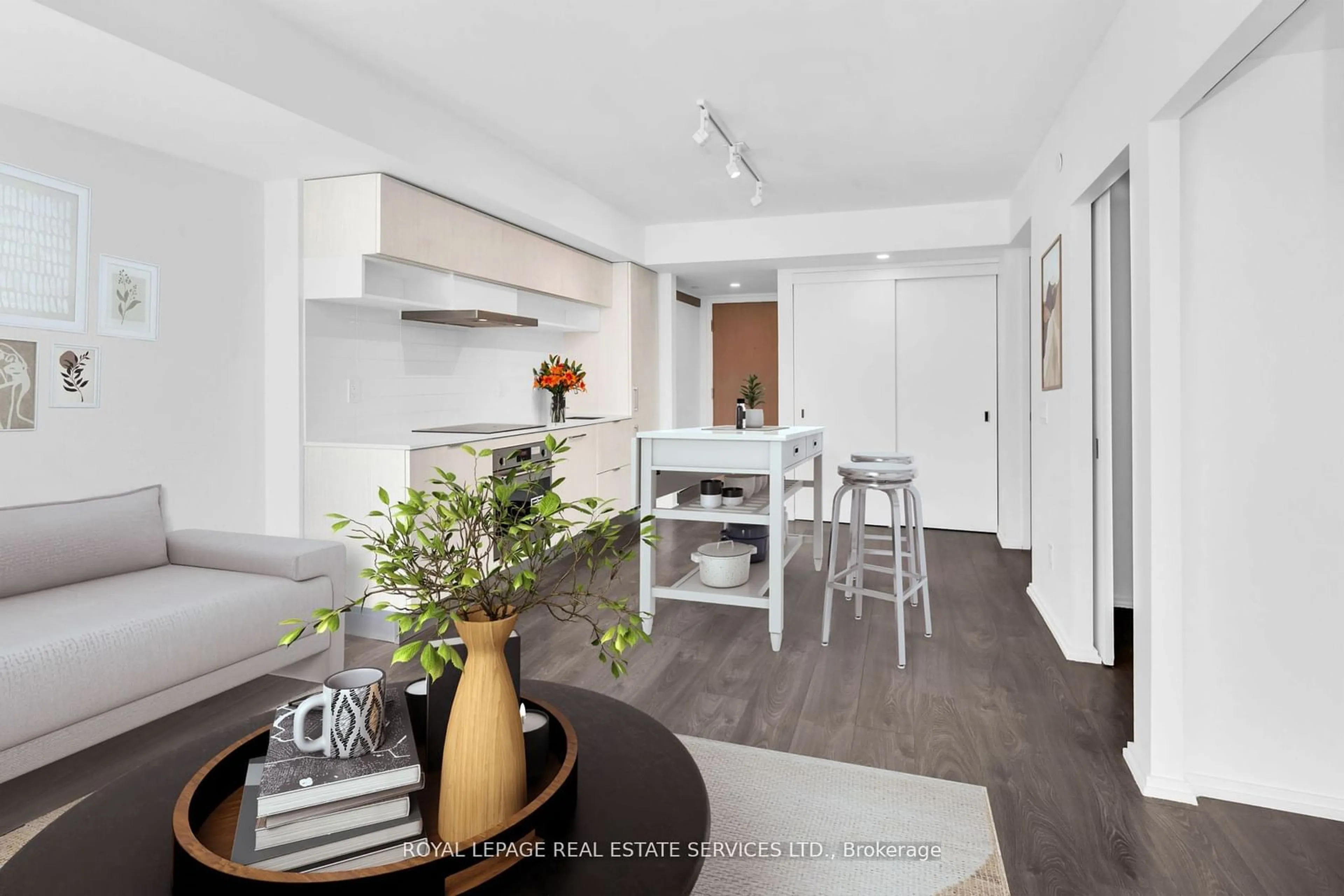 Open concept kitchen, unknown for 5 Soudan Ave #704, Toronto Ontario M4S 0B1