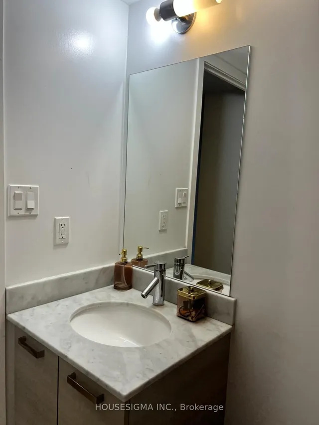 Additional property image - 68 Abell St Unit 238