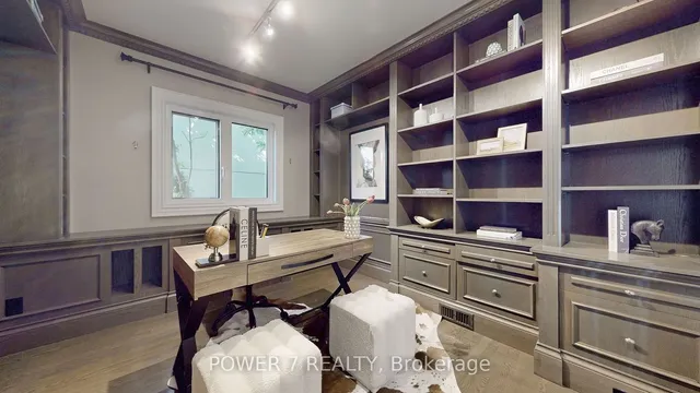 Additional property image - 72 Aldershot Cres