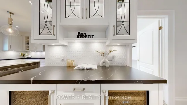 Additional property image - 72 Aldershot Cres