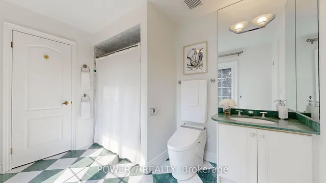 Additional property image - 72 Aldershot Cres