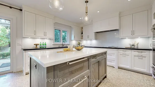 Additional property image - 72 Aldershot Cres