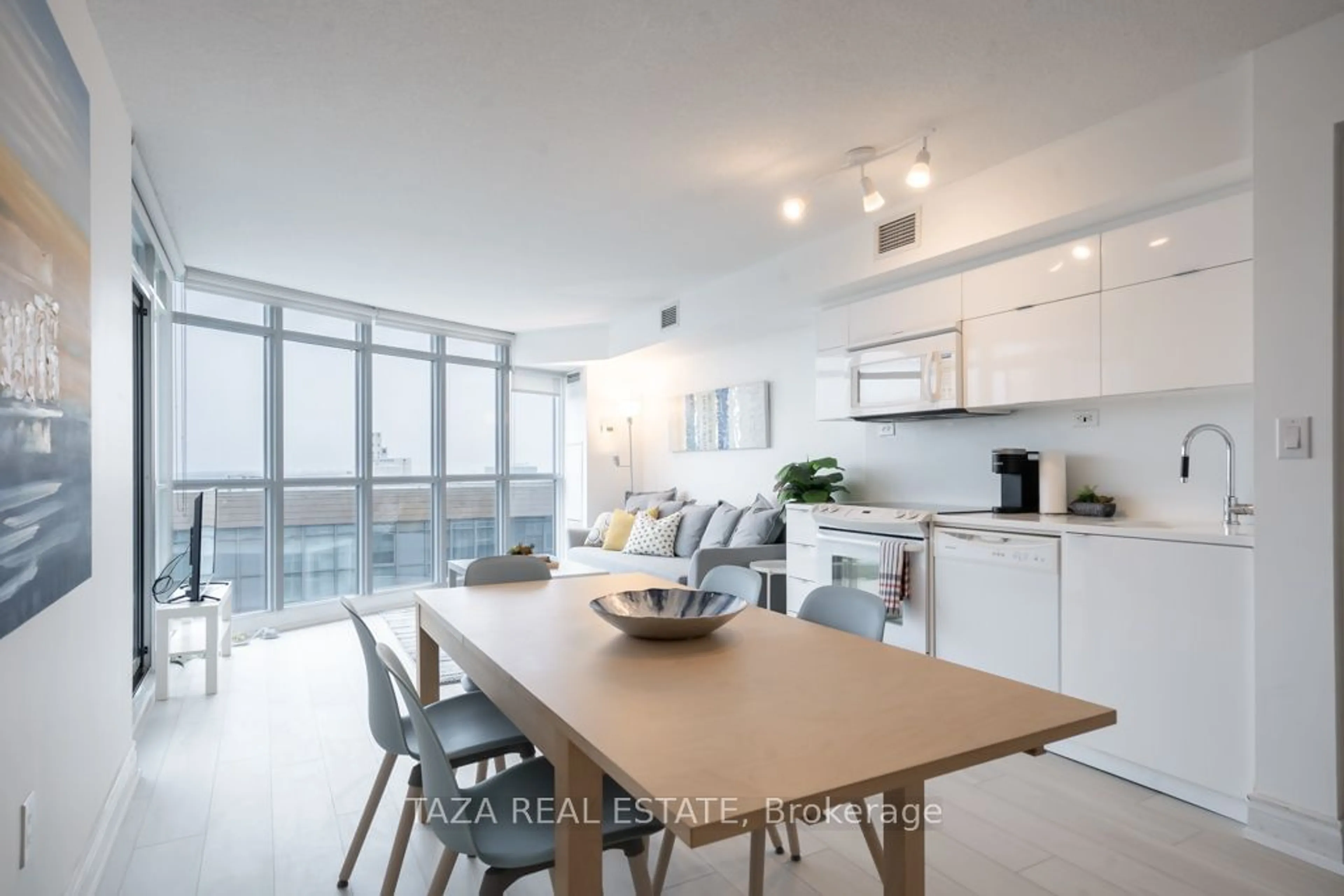 Open concept kitchen, unknown for 21 Iceboat Terr #1106, Toronto Ontario M5V 4A9