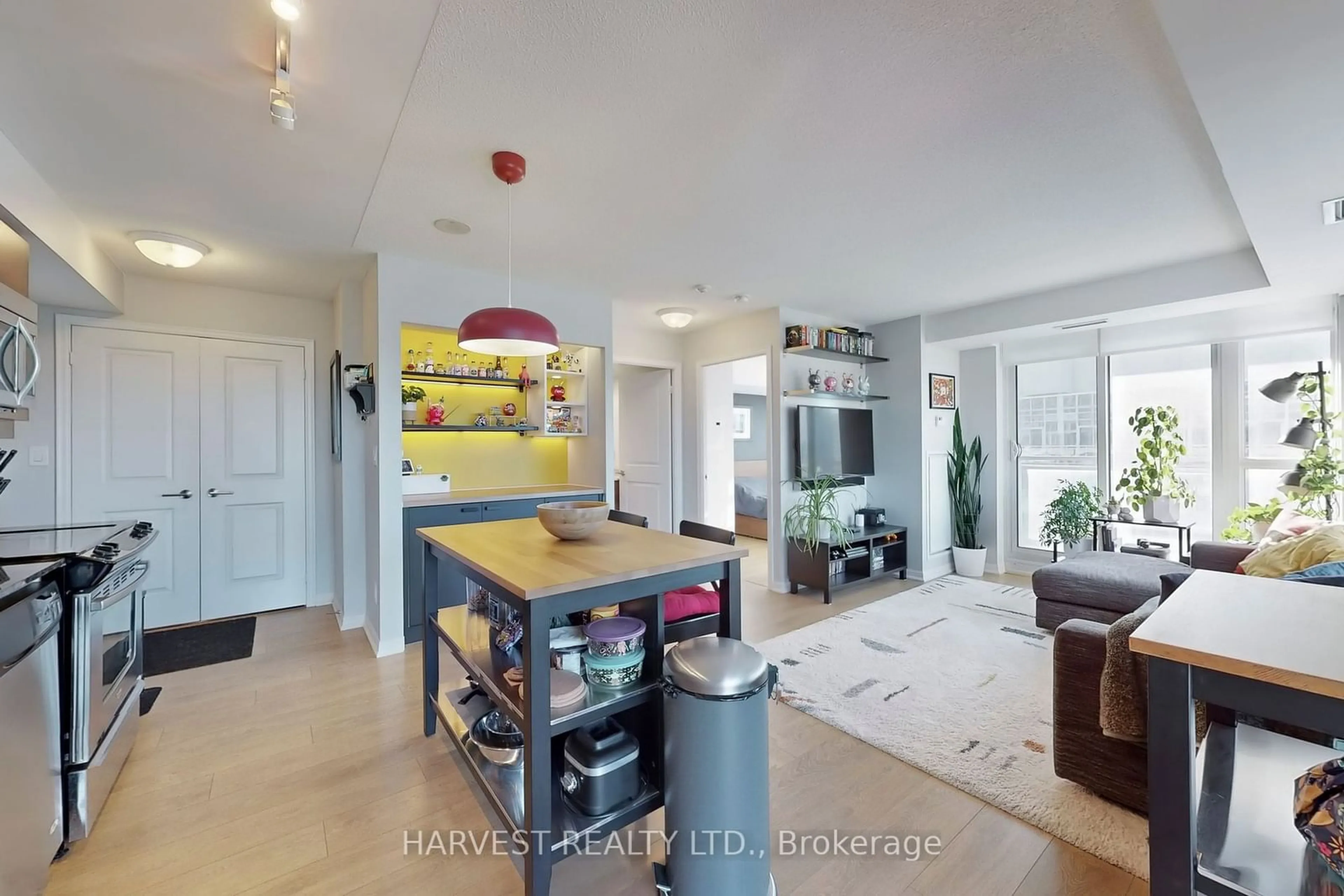 Open concept kitchen, unknown for 38 Grand Magazine St #2045, Toronto Ontario M5V 0B1