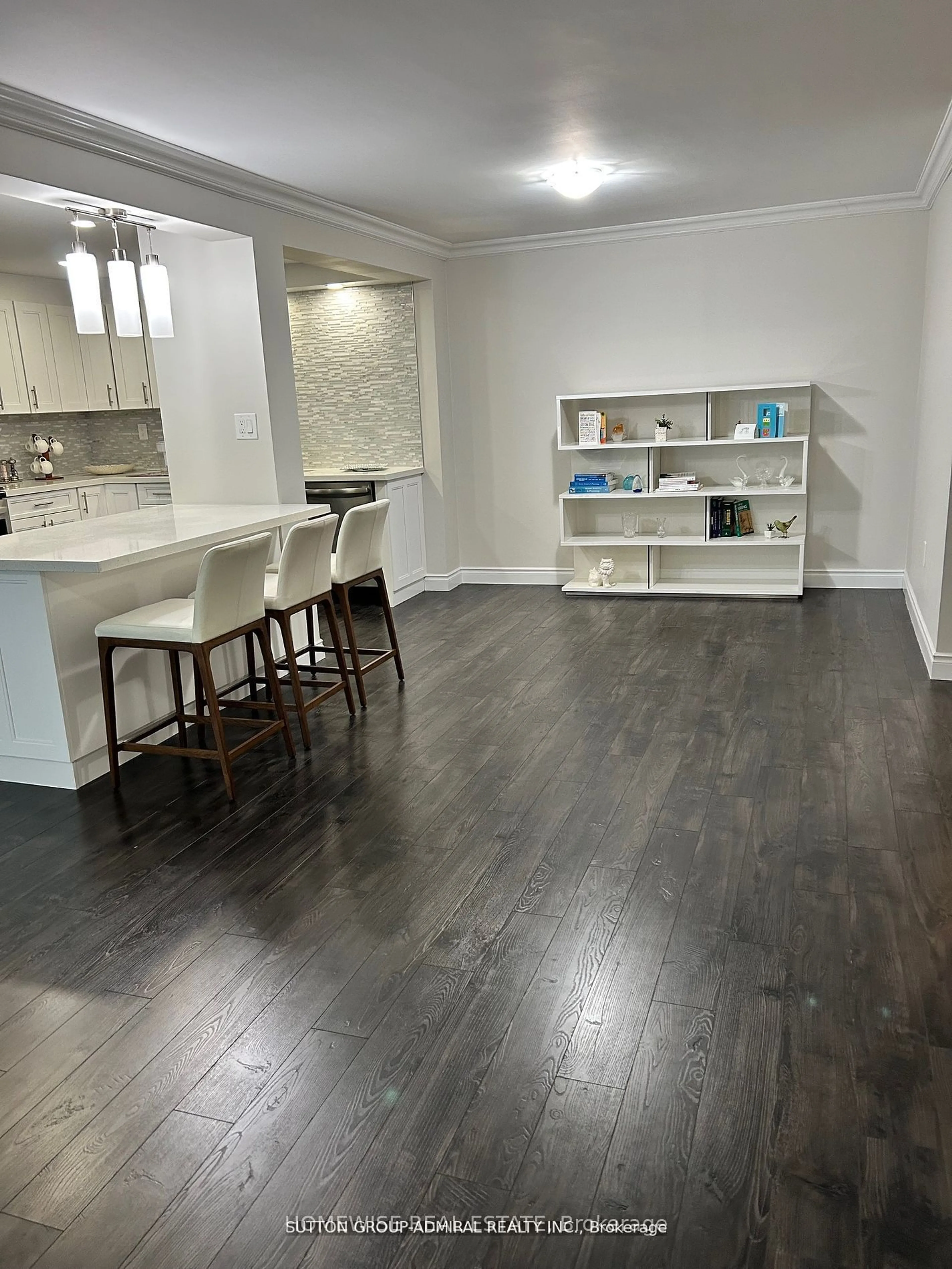 Open concept kitchen, wood/laminate floor for 90 Fisherville Rd #1204, Toronto Ontario M2R 3J9