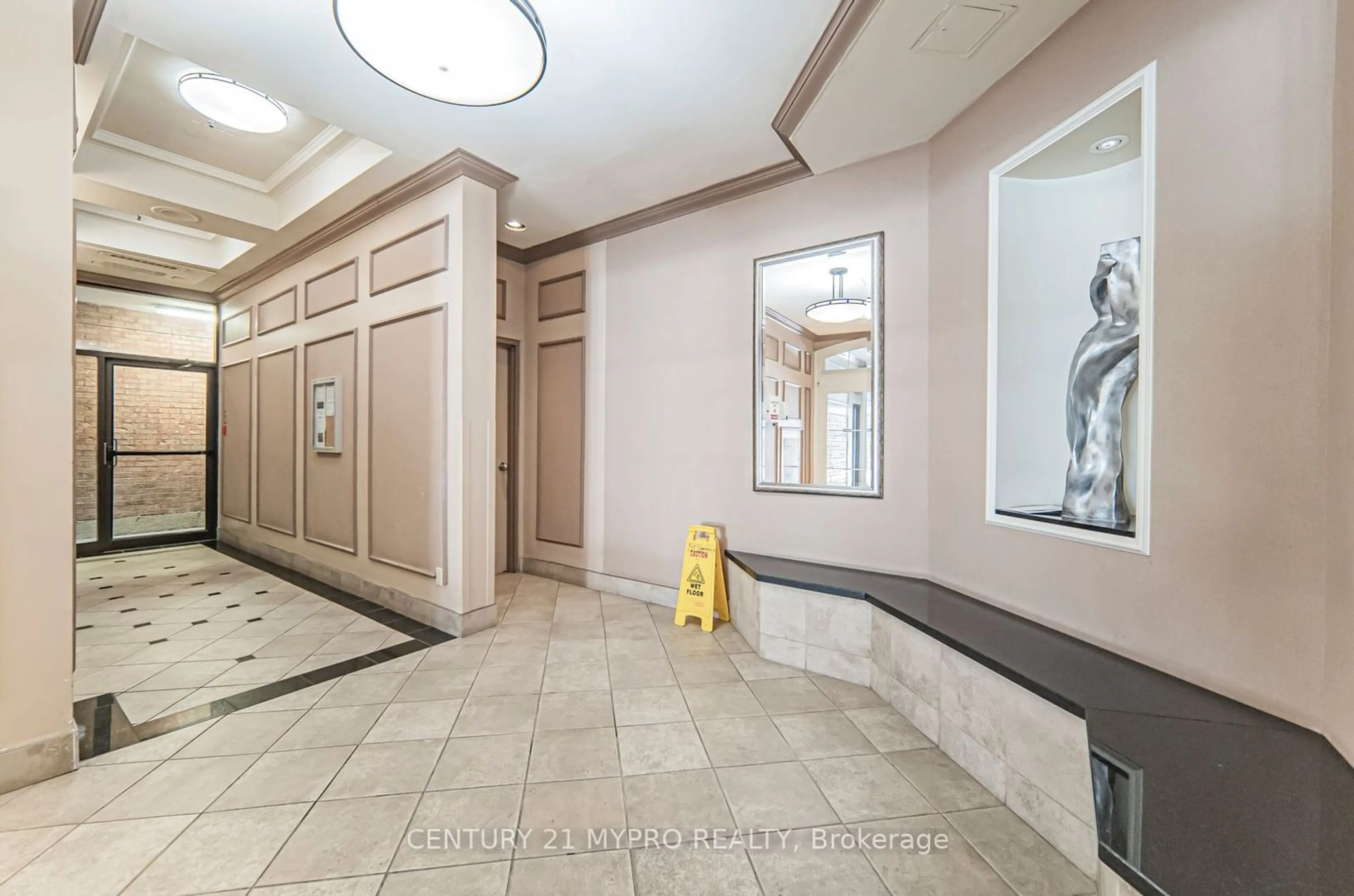 Indoor foyer for 120 St. Patrick St #810, Toronto Ontario M5T 2X7