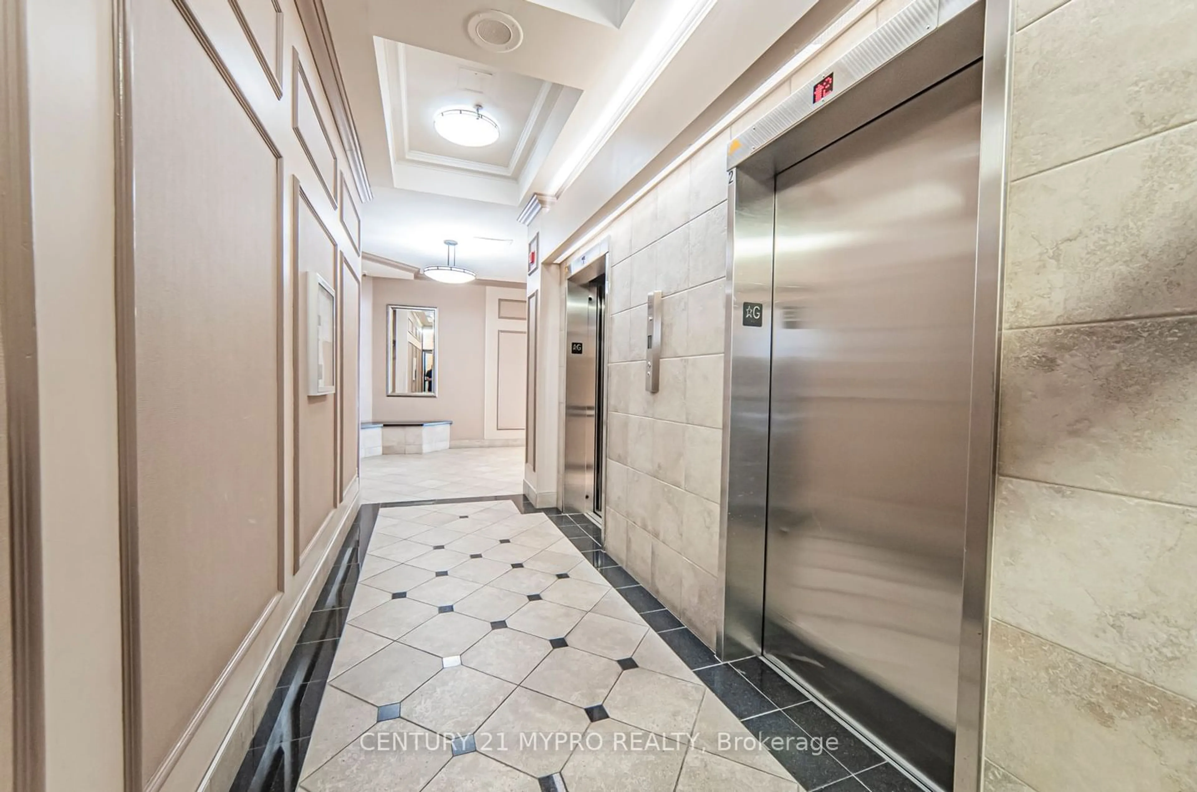 Indoor foyer for 120 St. Patrick St #810, Toronto Ontario M5T 2X7