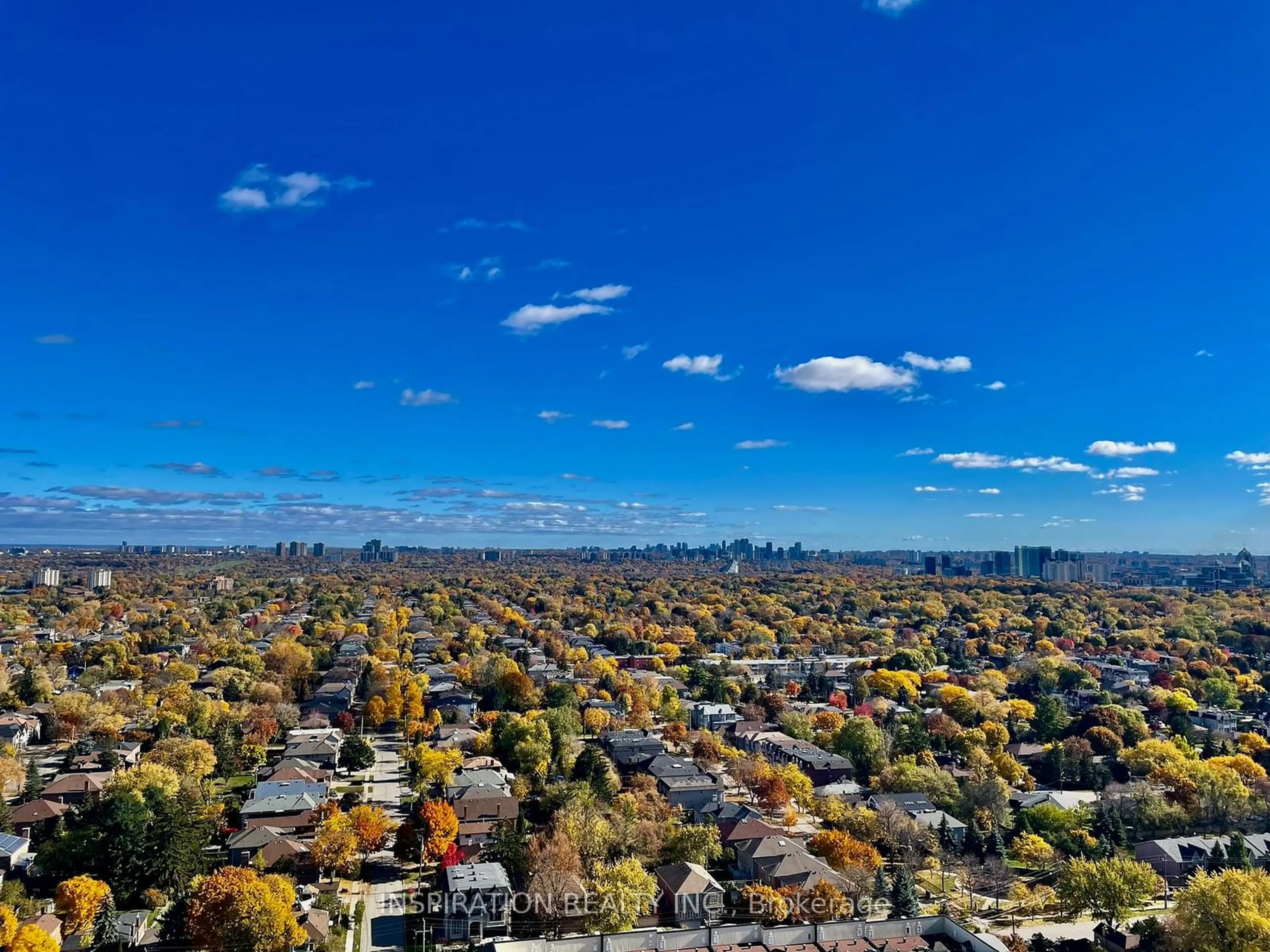 A pic from outside/outdoor area/front of a property/back of a property/a pic from drone, city buildings view from balcony for 15 Holmes Ave #2608, Toronto Ontario M2N 0L4