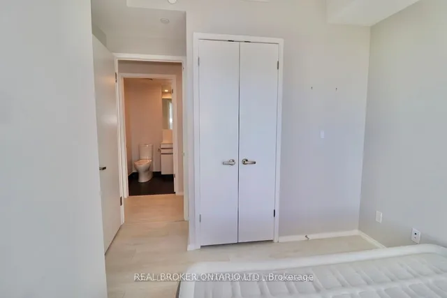 Additional property image - 197 Yonge St Unit 5902
