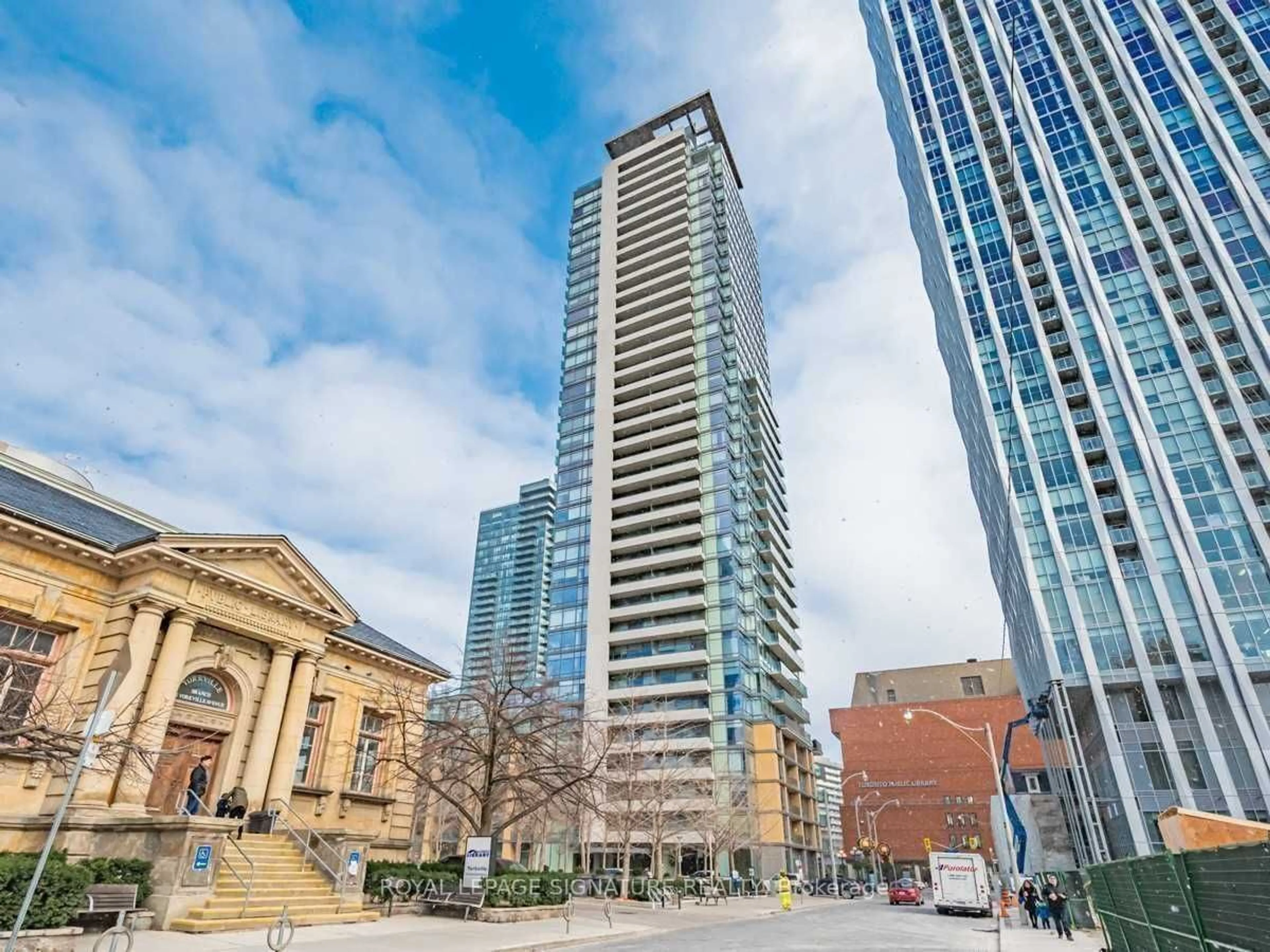 Unknown for 18 Yorkville Ave #508, Toronto Ontario M4W 3Y8