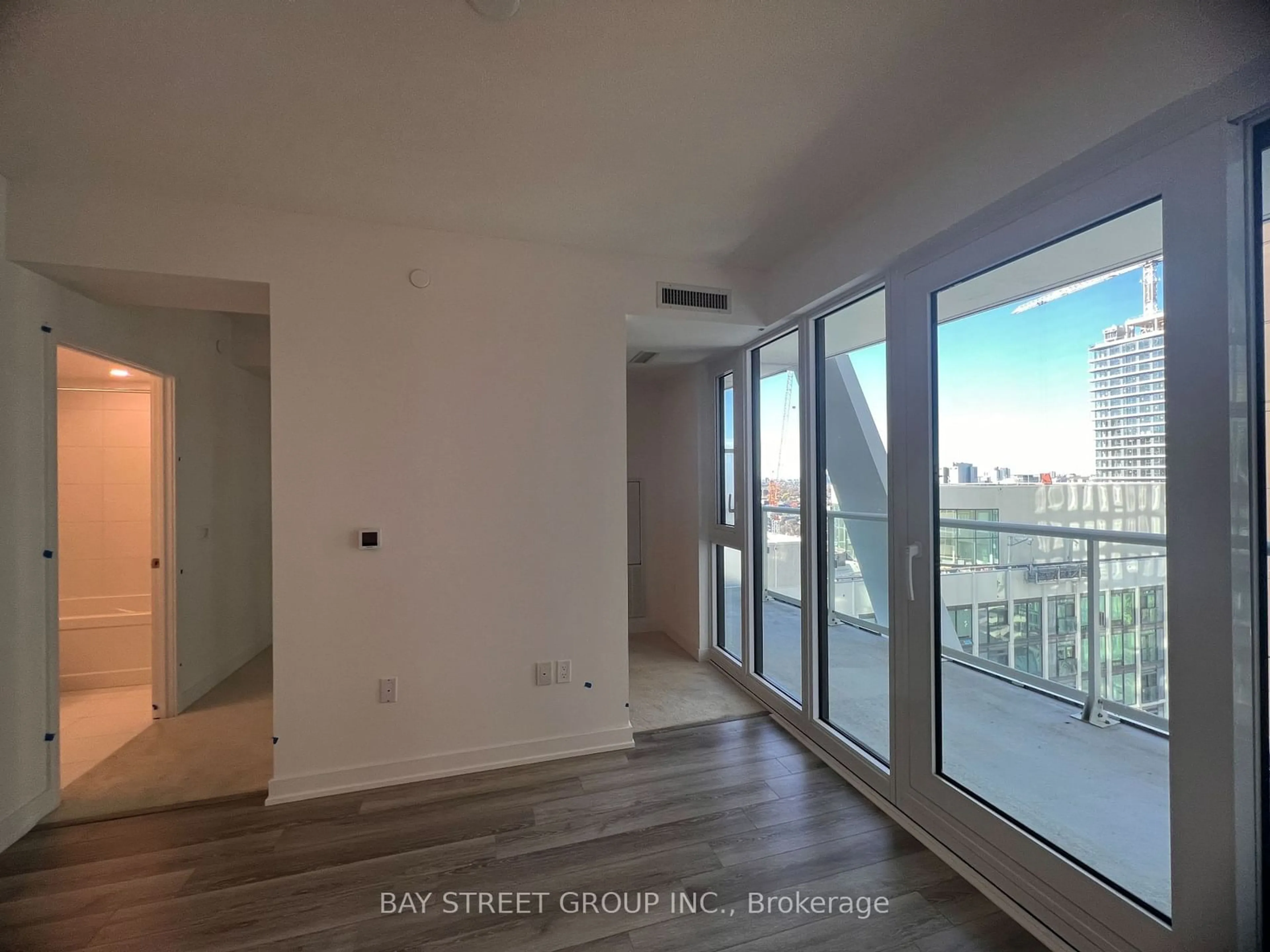 A pic of a room for 230 Simcoe St #2020, Toronto Ontario M5T 1T4