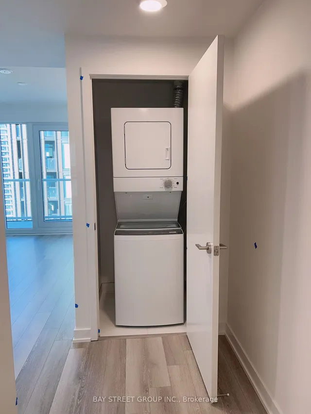 Additional property image - 230 Simcoe St Unit 2020
