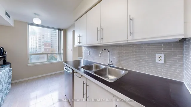 Additional property image - 35 Empress Ave Unit 507