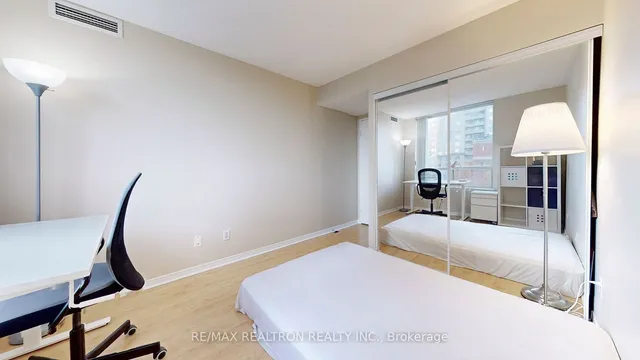 Additional property image - 35 Empress Ave Unit 507