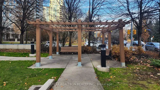 Additional property image - 35 Empress Ave Unit 507