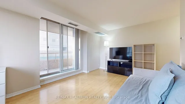 Additional property image - 35 Empress Ave Unit 507