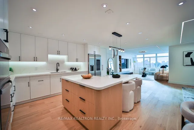 Additional property image - 1555 Finch Ave Unit 505