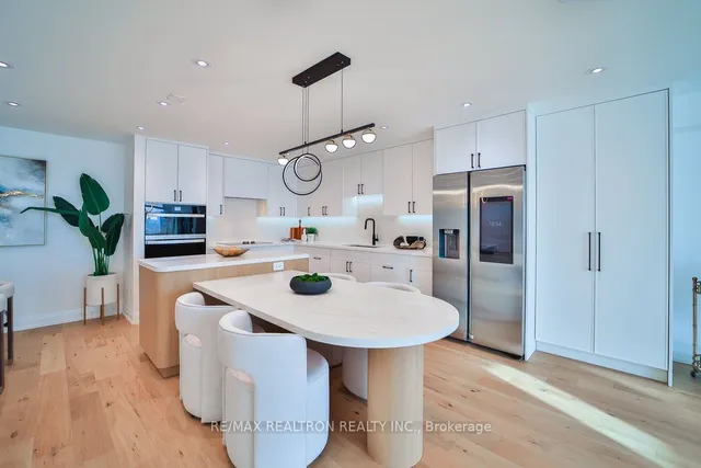 Additional property image - 1555 Finch Ave Unit 505